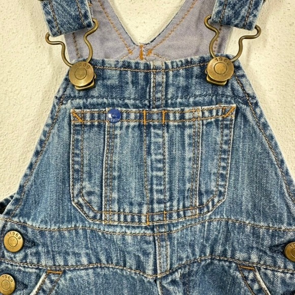 Baby Gap Denim Overalls 3-6 Months Blue Jean Adjustable Straps Cute - Picture 4 of 6
